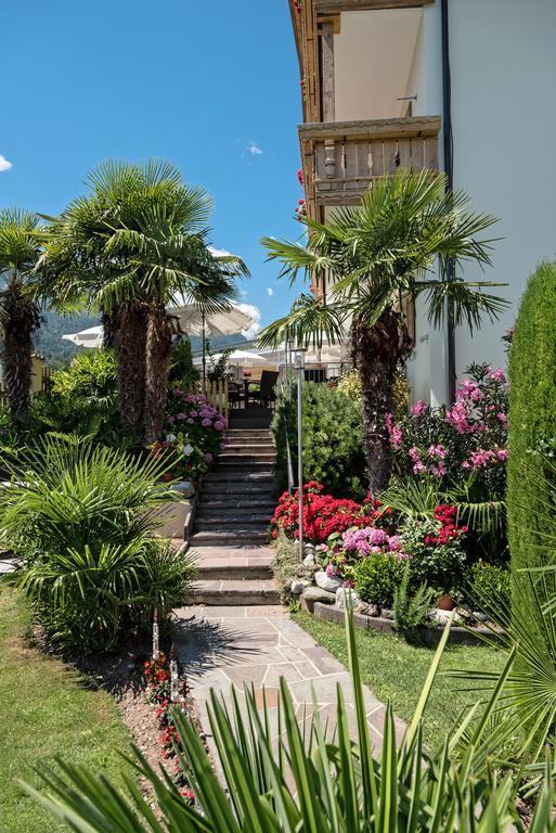 Hotel Schallerhof Tesimo Exterior photo